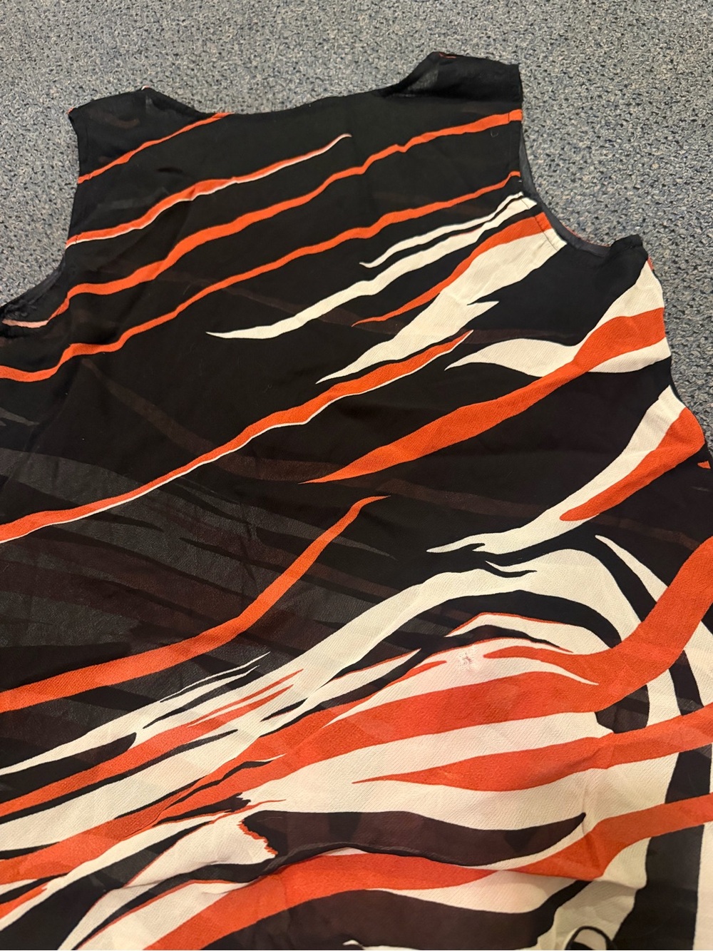 Womens Black & Orange Wave Print Sheer Sleeveless blouse / flowy tank. Size M - Picture 11 of 15